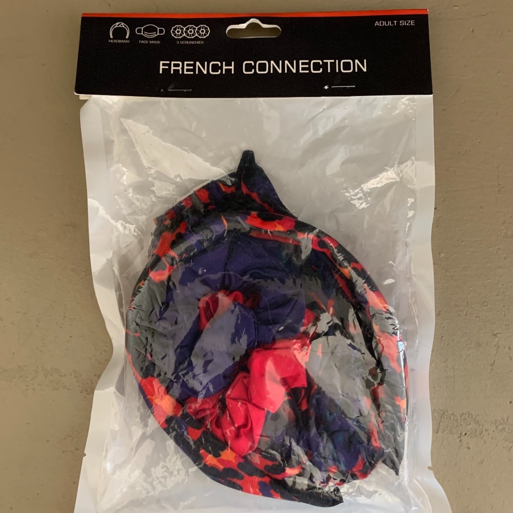 - NIP French connection cheetah 6 pc set